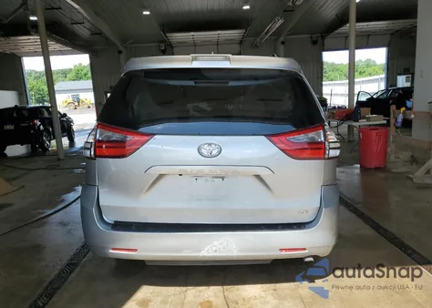 2020 Toyota Sienna Le из США, поврежденный, VIN 5TDKZ3DC7LS044700